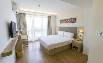HanTing Hotel (Huaihua Hexi)