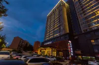 Century Fate International Hotel (Nanjing Jiangning Wanda Plaza) Hotels near TianYuan Cheng MoDeng Dao ShangYeJie