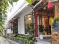 hibiscus-town-xiang-yun-mo-she-guesthouse