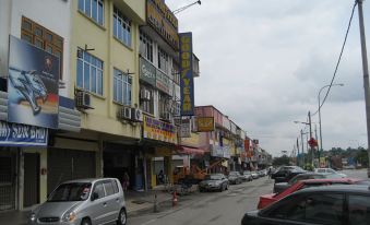 New Wave Hotel Nilai 1