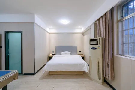 City E Home (Tianchang Ping'an Road) Отели рядом с достопримечательностью «Caomiao Mountain»