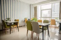 May Yunshe Hotel (Zhumadian High-speed Railway West Station)