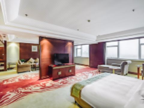 唐山丰润昌盛国际酒店 - 豪华套间