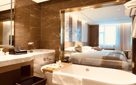 Jinling Grand Hotel