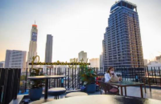 Pannarai Hotel Bangkok-Rangnam エアポートレールリンク・ラーチャプラーロップ駅周辺のホテル