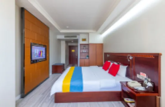 Dongying Garden Hotel (Lanzhou University Railway Station)