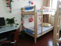 Chenzhou Yuanshi Senlin Hostel
