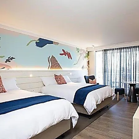 Sea World Resort
