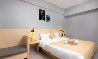 Hong Kong Chengda Hotel (Haikou Qilou Old Street)