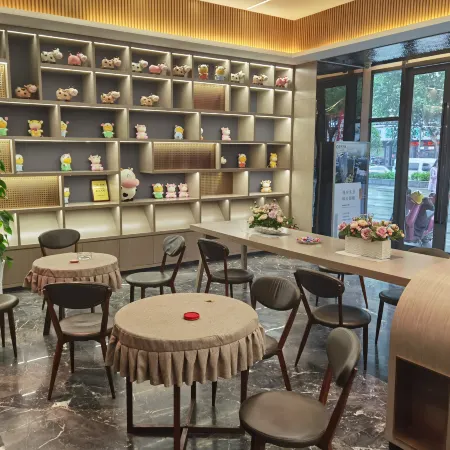 Xingguang Tiandi Apartment (Yichang Yanjiang Xingguang Tiandi)
