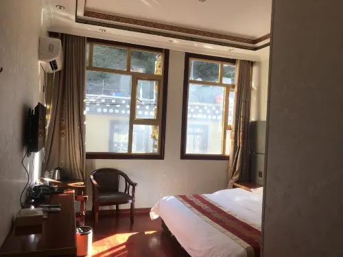 Gesa Hotel Hotels in Xinlong