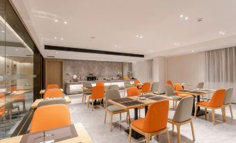Unitour Hotel (Binyang Litang High-Speed Railway Station)