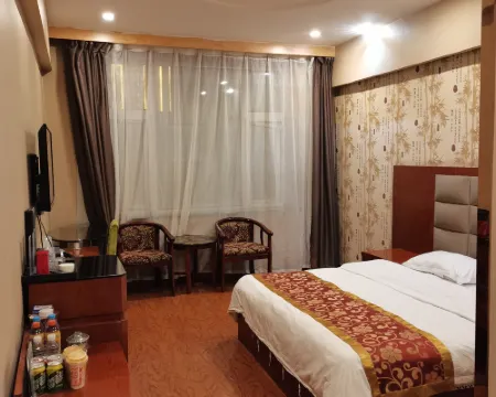 Kangle Yellow River Dragon Theme Hotel Hotels in Kangle County