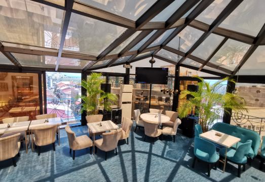 호텔 올드 타운 바투미의 루프탑 테라스