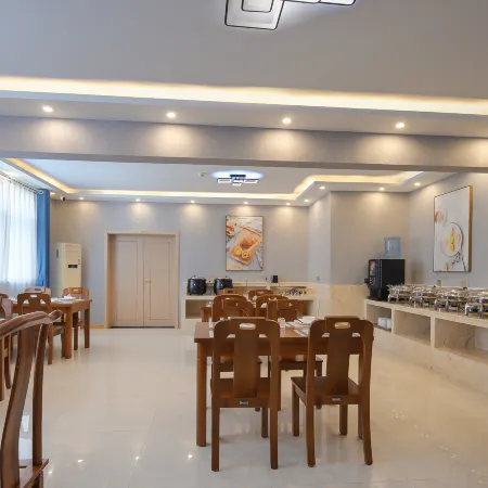 Vienna Sanhao Hotel (Heze Mudan District Government Branch)