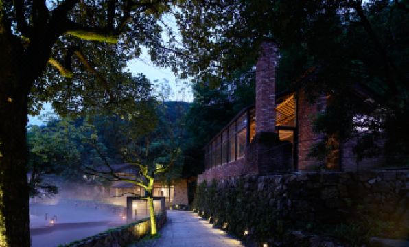 Shilily Hidden World Beishan Villa Resort