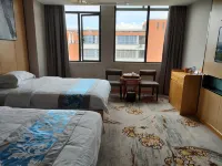Fenghuang Huating Hostel Hôtels à : Guangze