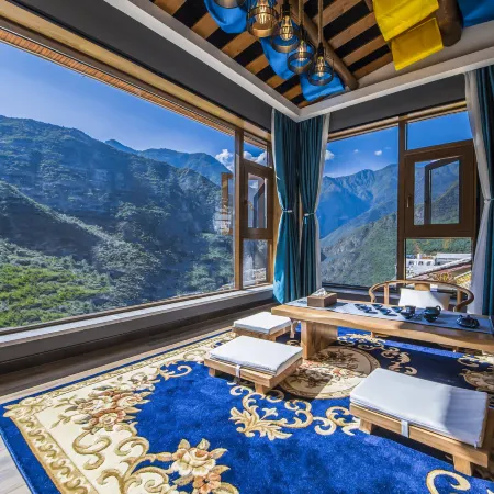 Danbucang Zang Style Lodge