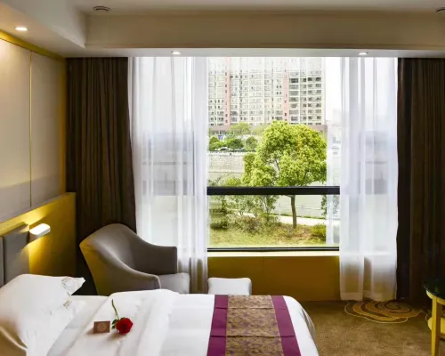 โรงแรมซีเยว่ หลินอี้ โรงแรมในหลินหลี่