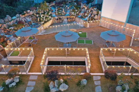 JN Park Hotel Отели рядом с достопримечательностью «Masian Beach»