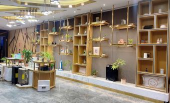 Atour Hotel(Changchun International Convention and Exhibition Center Ecological Plaza)