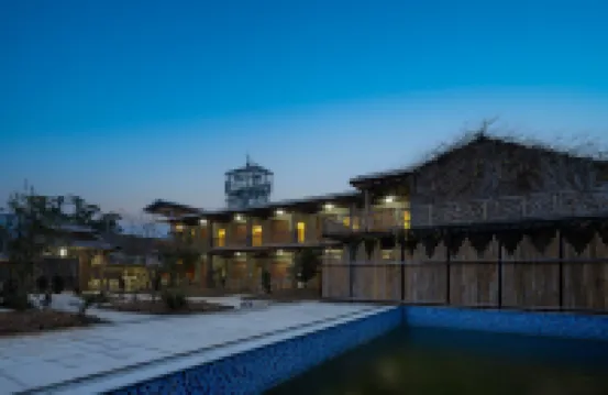 Floral Hotel · Escaping Maple Valley Hotel (Qinxin Garden)