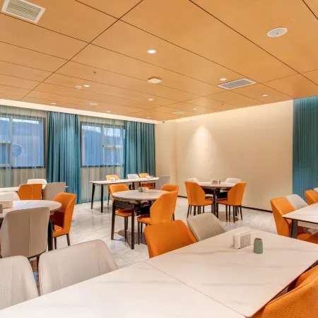 Starway Hotel (Yulin Shenmu Bus Station)