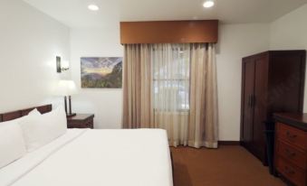 Los Abrigados Resort and Spa