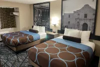 Super 8 by Wyndham San Antonio Downtown NE - sarapan
