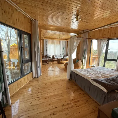 Longxi Youmeng Valley Chalet
