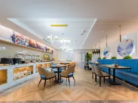Kyriad Hotel (Urumqi Cancer Hospital Xiaoxigou Subway Station Branch) - bar