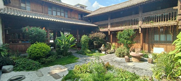 Huilan Garden Hotels in Weishan Yi and Hui Autonomous County