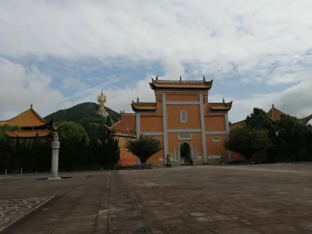 Ningxiang Youjian Inn Отели рядом с достопримечательностью «Tanhe  Ancient City»