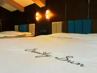 Lihu Chinese Inn (Meihekou Hailong Lake Northeast Nightless City)