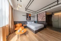 ZMAX Hotel Zhuhai  Gongbei Port Lovers Road Branch Hotels near Xiawan Market