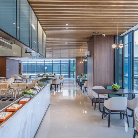 Atour S Hotel Shandong Gangkou Mansion CBD Jinan Отели рядом с достопримечательностью «Музей провинции Шаньдун»