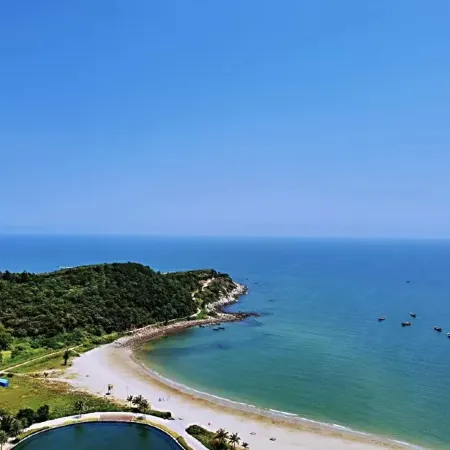 Youjianhai Holiday Apartment (Hailing Island Agile Gold Coast Branch)
