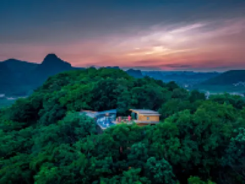 Huangguoshu Shengpin Cloud Stone Village B&B فنادق في جَن نينغ