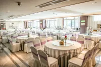 โรงแรมนานาชาติฟีนิกซ์ - พร้อมอาหารเช้า