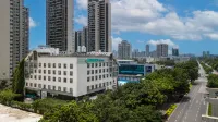 City Hotel (Liuzhou Yao Bu Ancient Town City Wanda Plaza)
