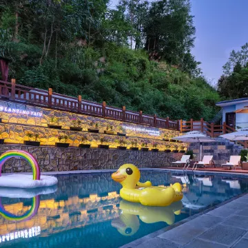 Lanting Elegant Restaurant Hotel (Zhangjiajie National Forest Park Sign Store)