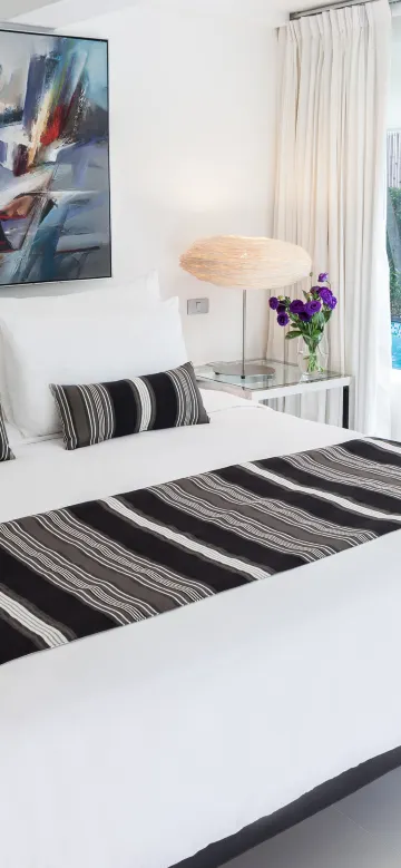 ดีลักซ์ พูล สวีท 1 ห้องนอน