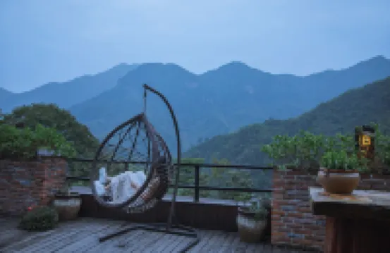 Anji Laoshulin Villa