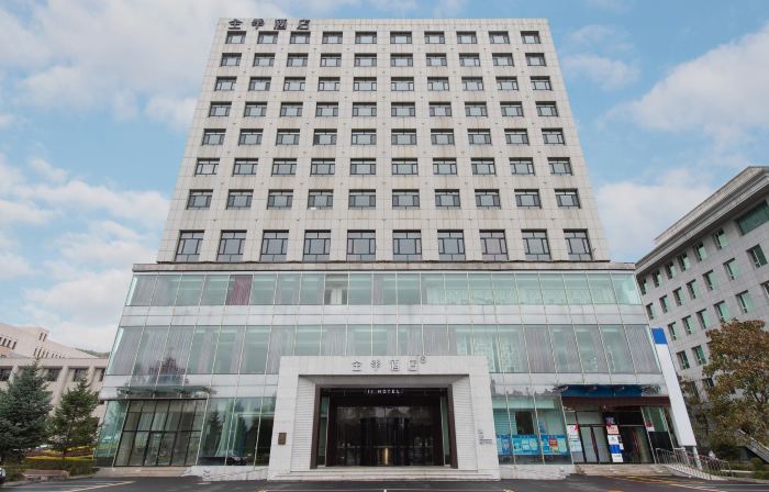 JI Hotel (Baishan Municipal Government)