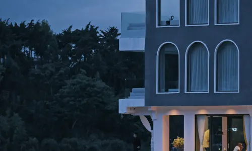 ARCADIA SEAVIEW DESIGN HOTEL