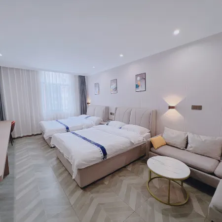 Xiangzhangyuan Hotel (Danyang Houxiang Branch)
