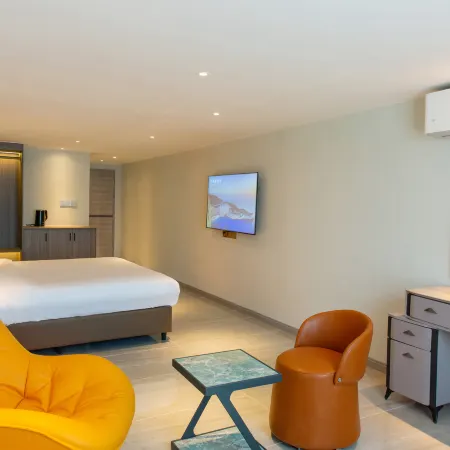 Skyline design apartment hotel