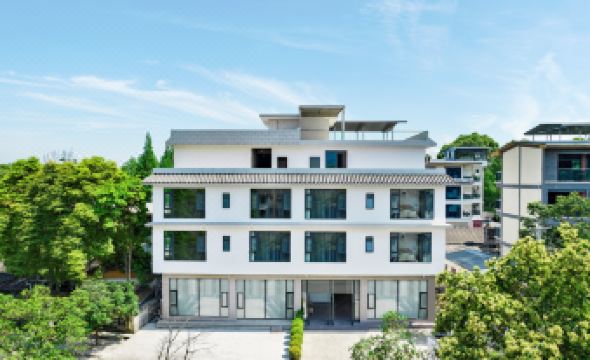 Qingcheng Mountain Town Mountain and Island B&B