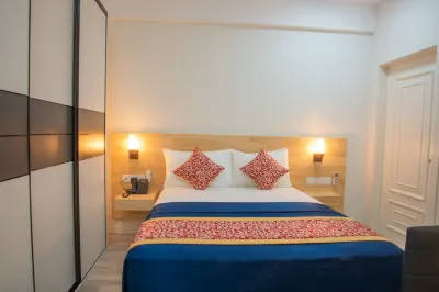 Tourist Inn Grand Hotels in Villingili