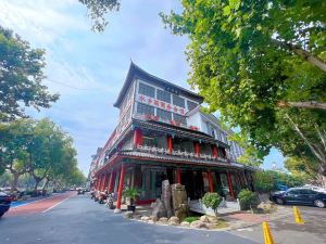 Shuixiangge Zhixiang Hotel (Taierzhuang Ancient City Scenic Area Ximen Gate)